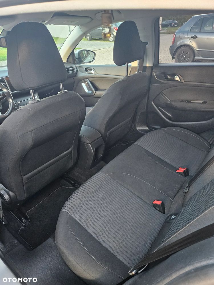 Peugeot 308 - 7