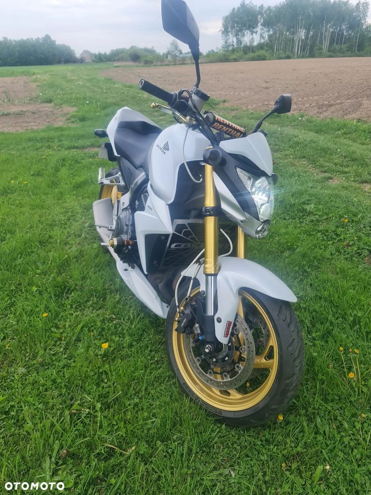 Honda CB - 8