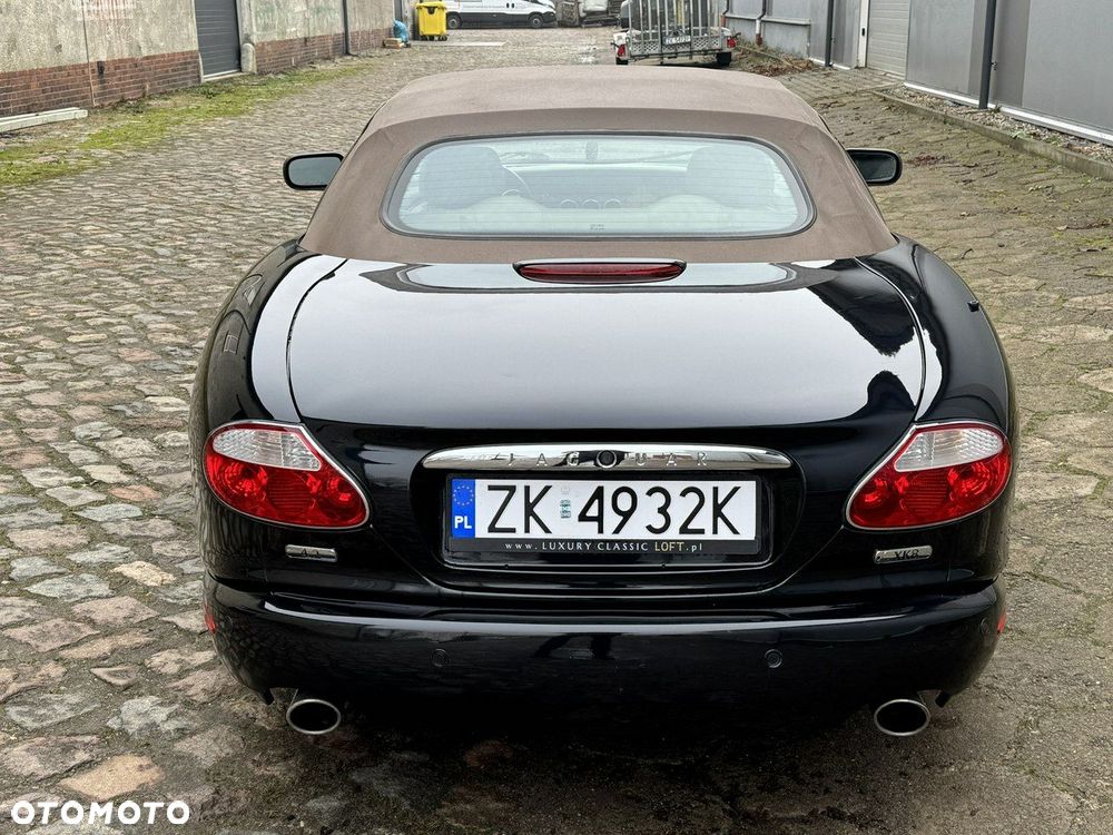 Jaguar XK8 - 6