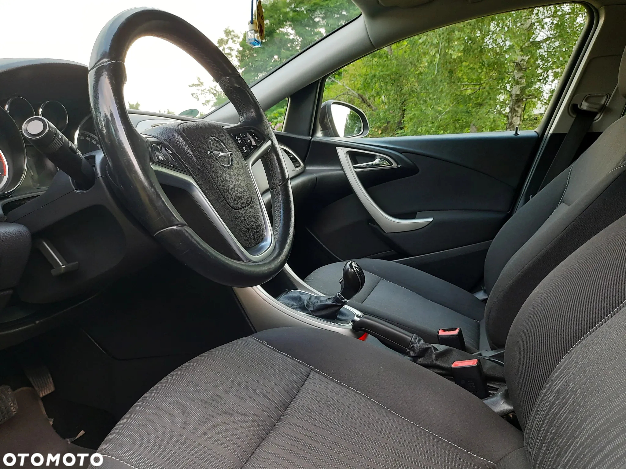 Opel Astra 1.4 Turbo Sports Tourer Design Edition - 19