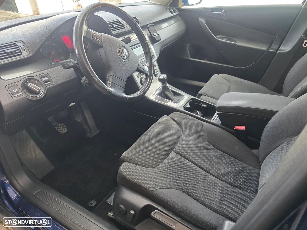 VW Passat 2.0 TDI Highline IM - 29