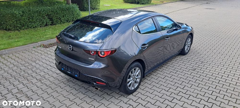 Mazda 3 - 8
