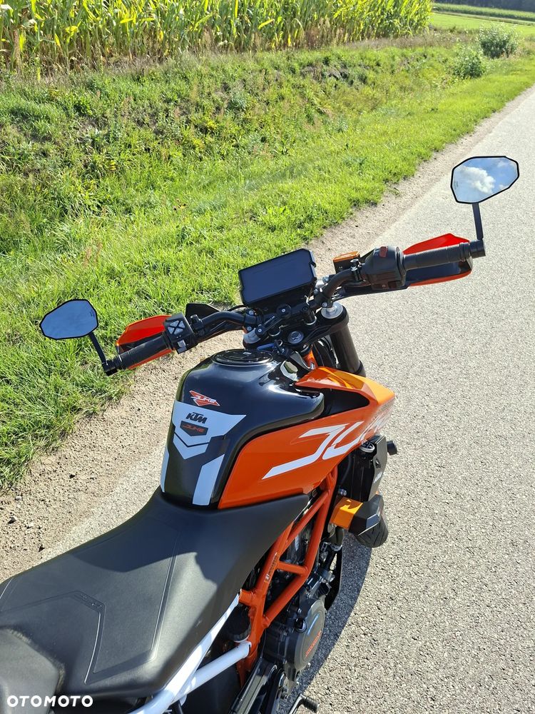 KTM Duke 390 - 18