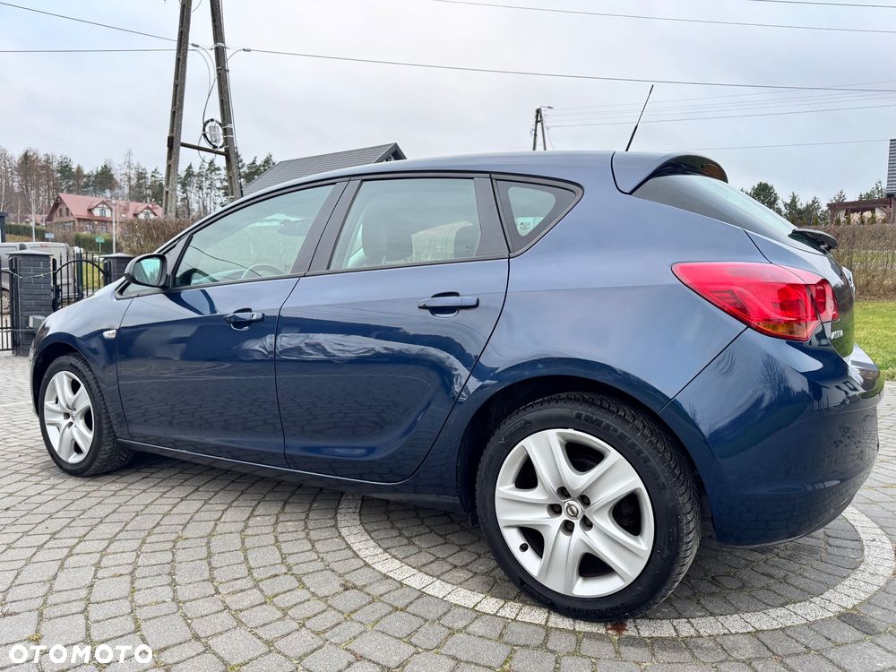Opel Astra - 13