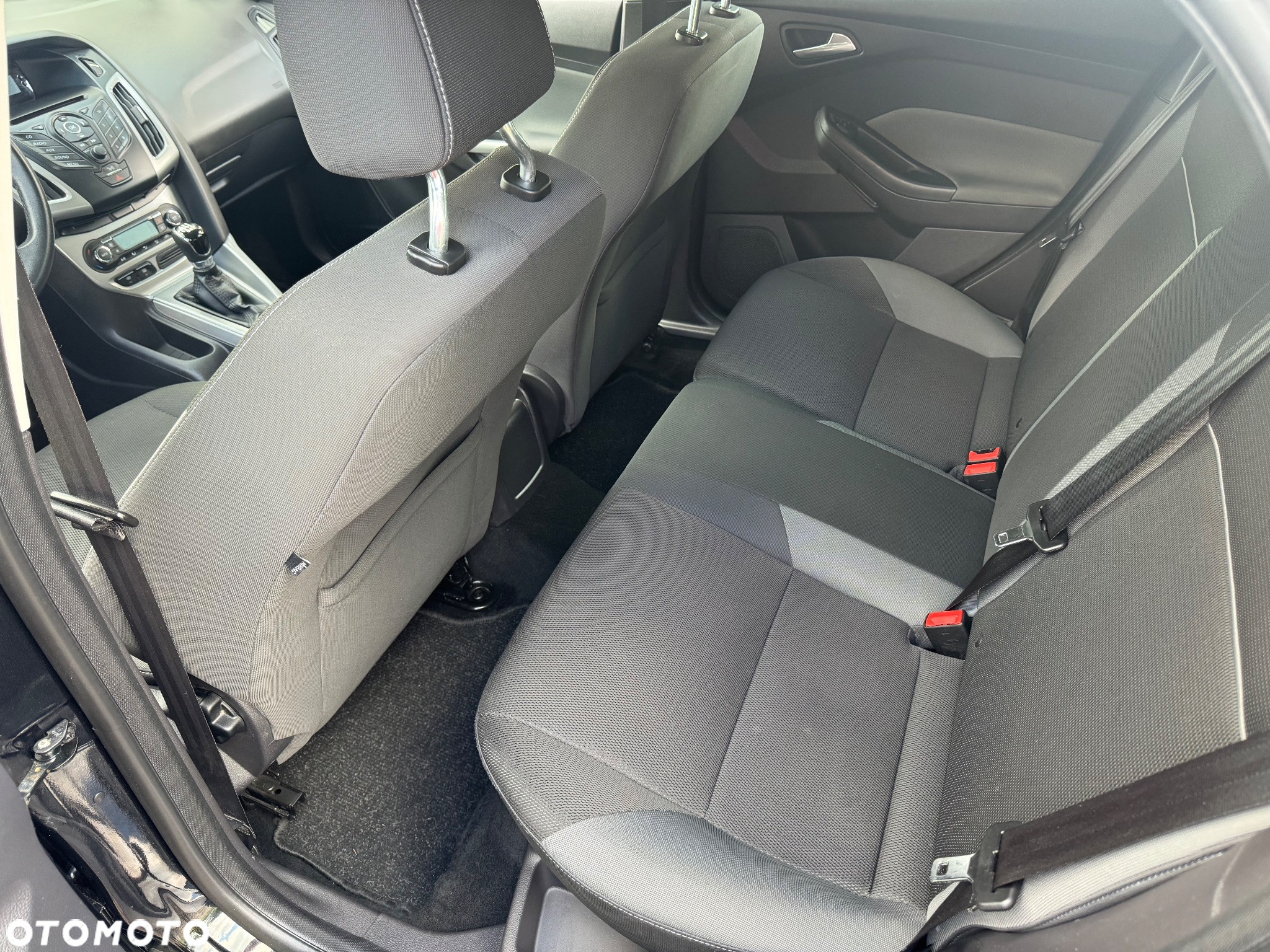 Ford Focus 1.6 Edition - 13