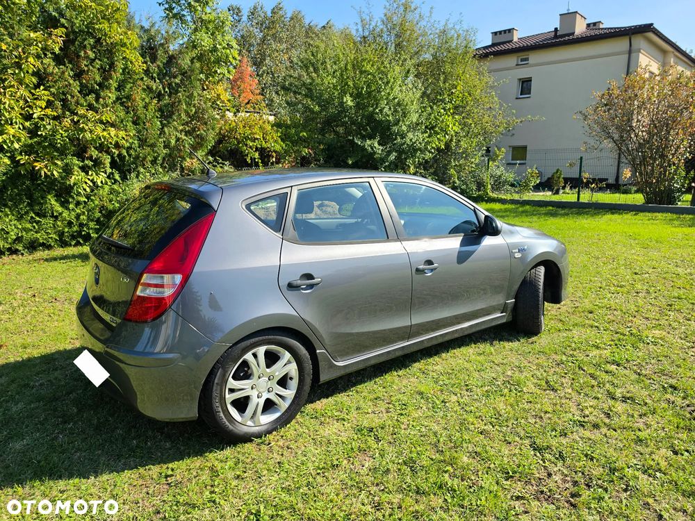 Hyundai i30 1.4 Comfort - 18