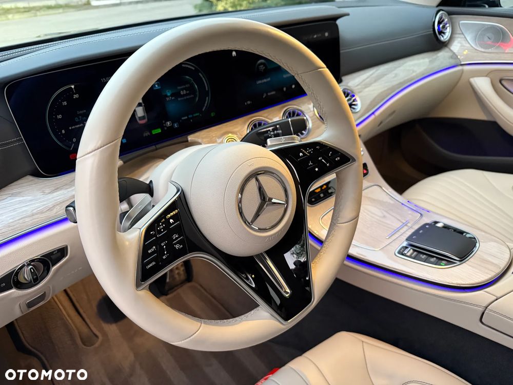 Mercedes-Benz CLS - 24