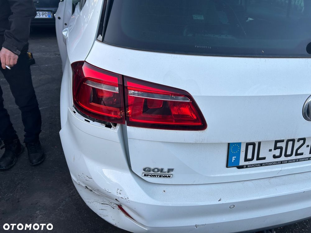 Volkswagen  Sportsvan klapa bagażnika LC9A - 2