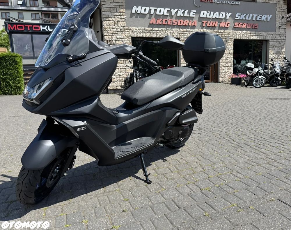 Kymco Skytown - 1