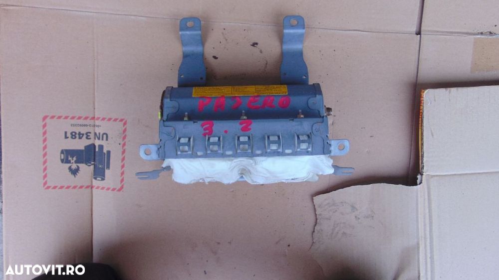 Airbag Pasager Mitsubishi pajero mk3 2000-2007 dezmembrez pajero 3.2 - 1