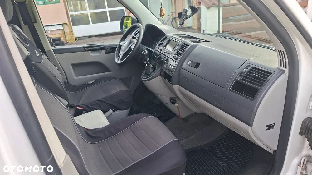 Volkswagen Transporter - 13