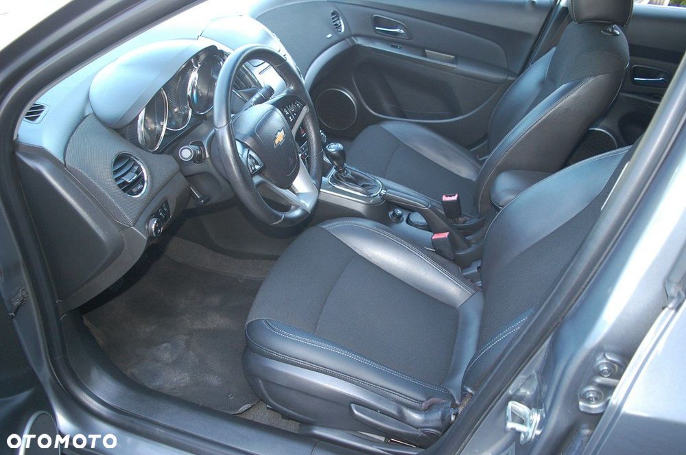 Chevrolet Cruze - 5