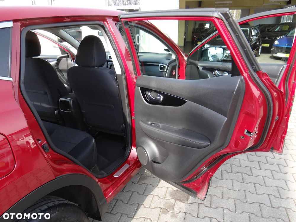 Nissan Qashqai 1.2 DIG-T Xtronic TEKNA+ - 35