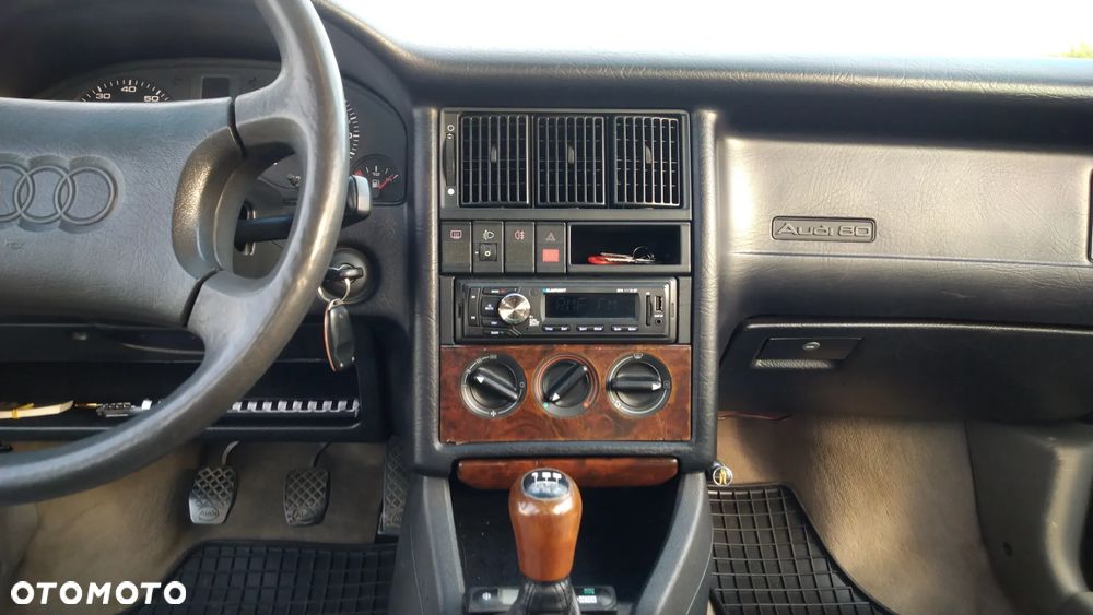 Audi 80 2.3 E - 19