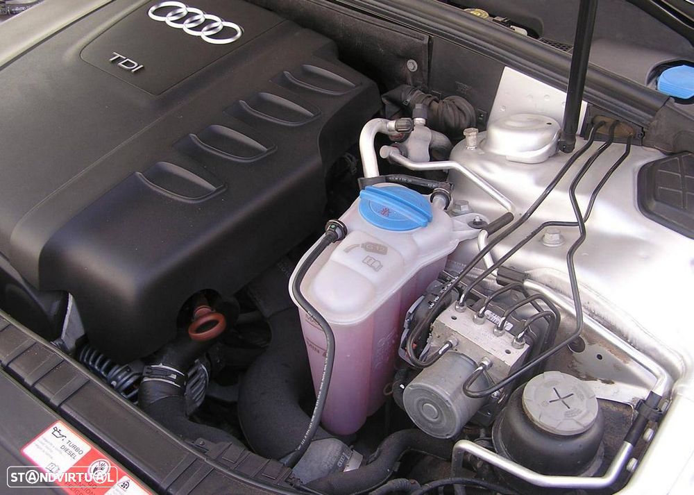 Audi A4 2.0 TDI exclusive - 7