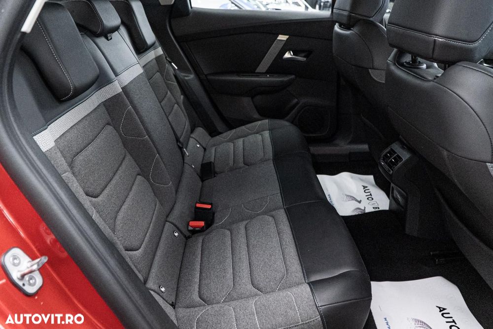 Citroën C4 PureTech 130 Stop&Start EAT8 PLUS - 8
