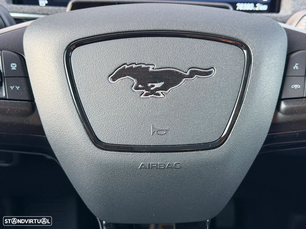 Ford Mustang Mach-E - 22