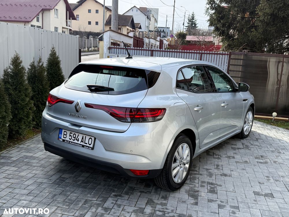 Renault Megane Blue dCi Zen - 4