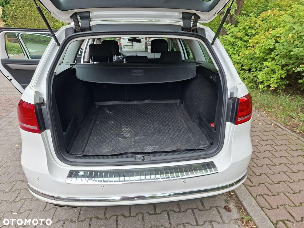 Volkswagen Passat 2.0 TDI Comfortline - 26
