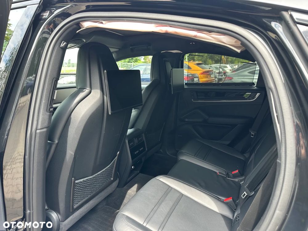 Porsche Cayenne - 9