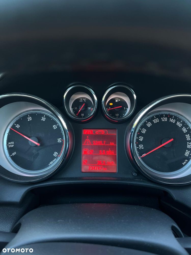 Opel Astra - 19