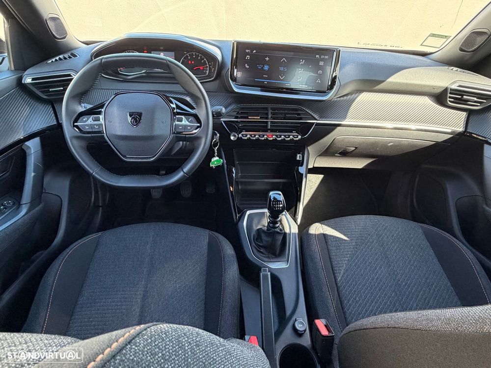 Peugeot 2008 1.2 PureTech SE Style - 9