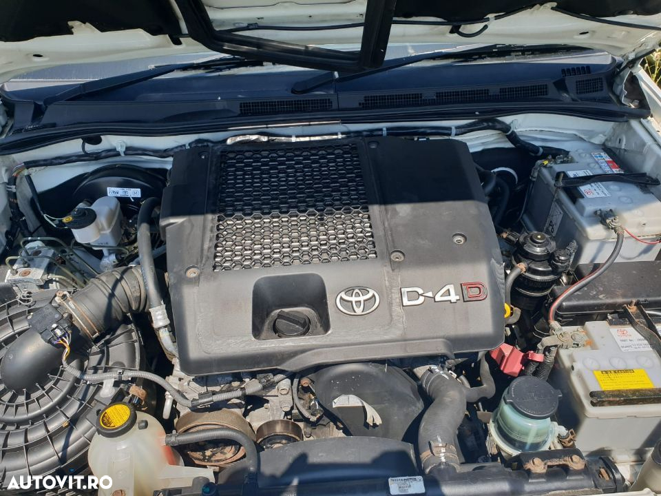 dezmembrez Toyota Hilux 2010 motor 2.5d 2kd-ftv 106kw 144cp jante r20 planetara cardan fuzeta punte spate stanga dreapta fata aripa etrier bara fata capota dezmembrari - 4