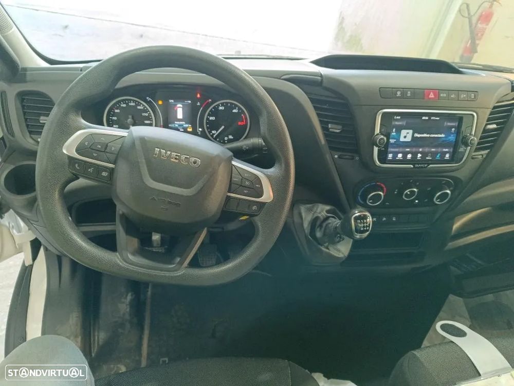 Iveco DAILY 2.3 35S16V 3520 - 8