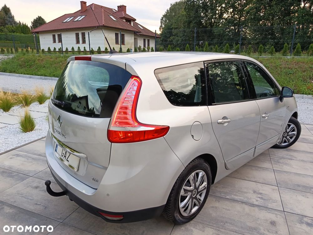 Renault Grand Scenic Gr 1.4 16V TCE Bose Edition - 21