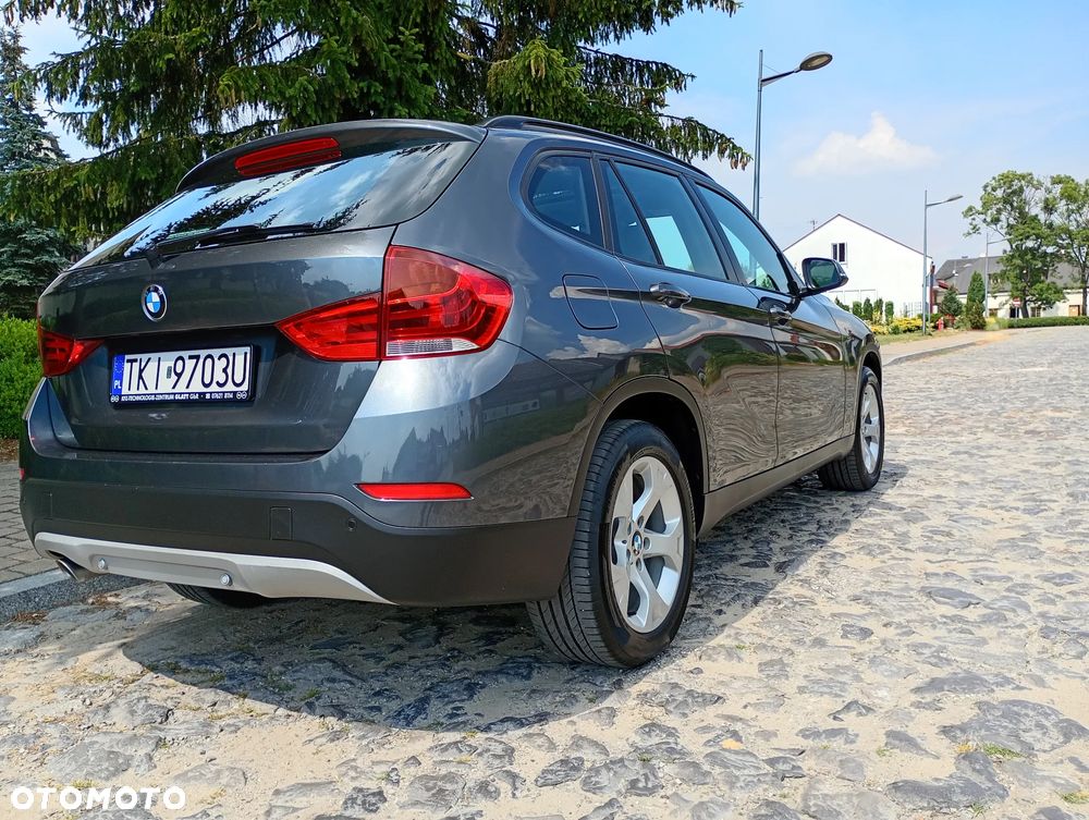 BMW X1 xDrive18d - 15