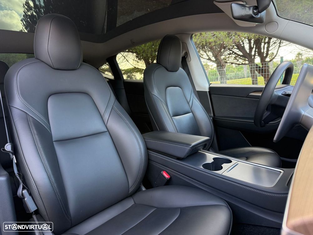 Tesla Model Y Long Range Tração Integral - 33