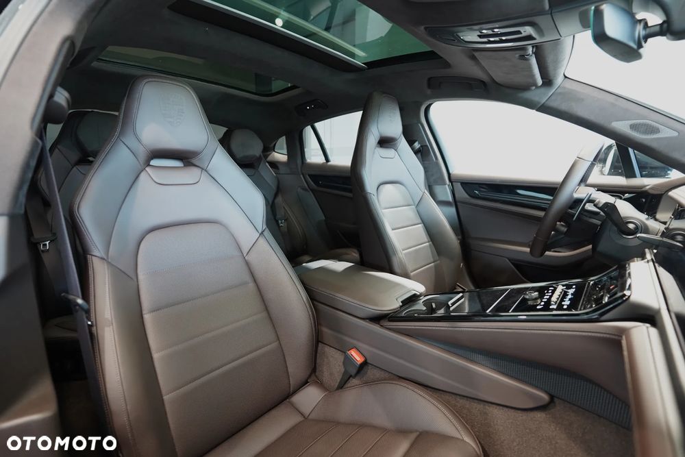 Porsche Panamera Turbo S E-Hybrid PHEV - 30