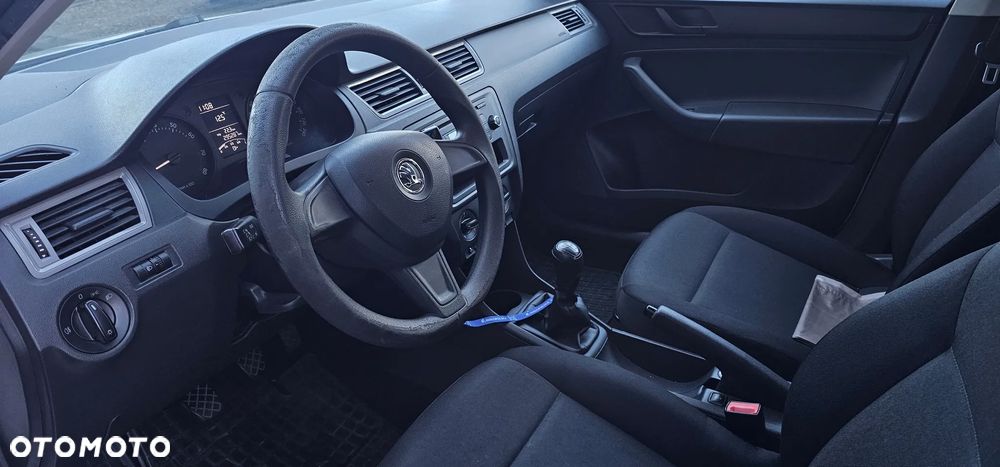 Skoda RAPID - 6
