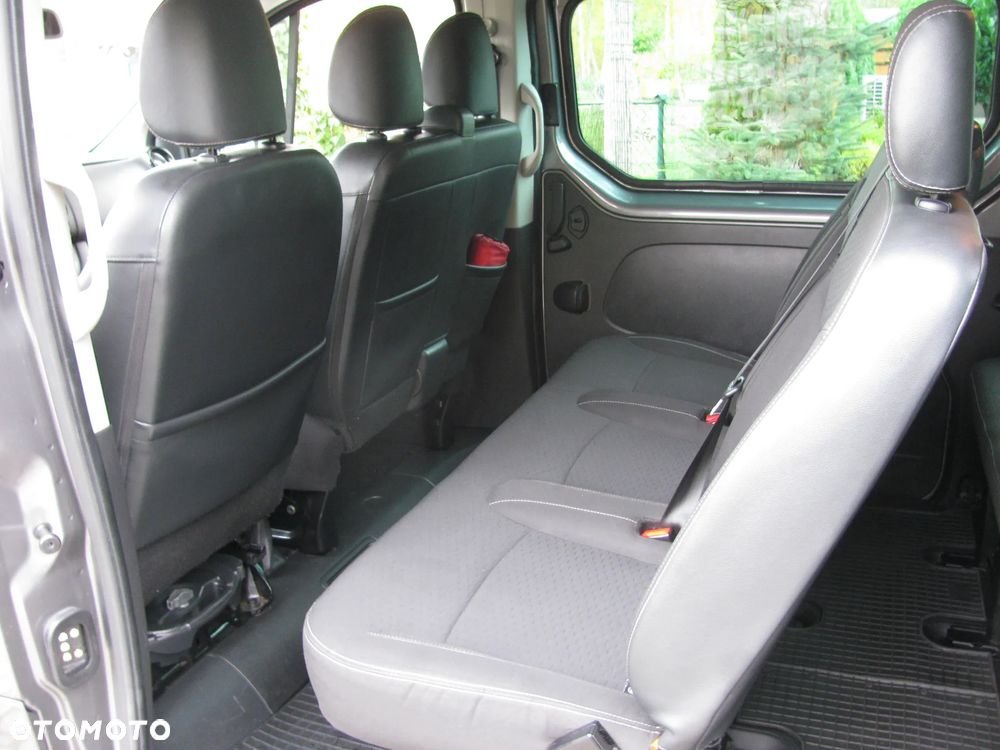 Opel Vivaro L1H1 2,9t Elegance Premium - 24