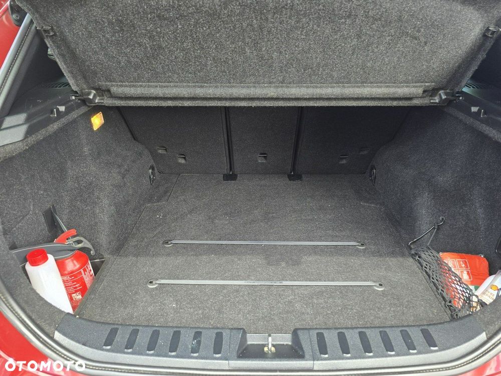 BMW X1 - 24
