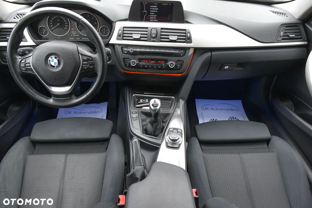 BMW Seria 3 318d Blue Performance Sport Line - 28