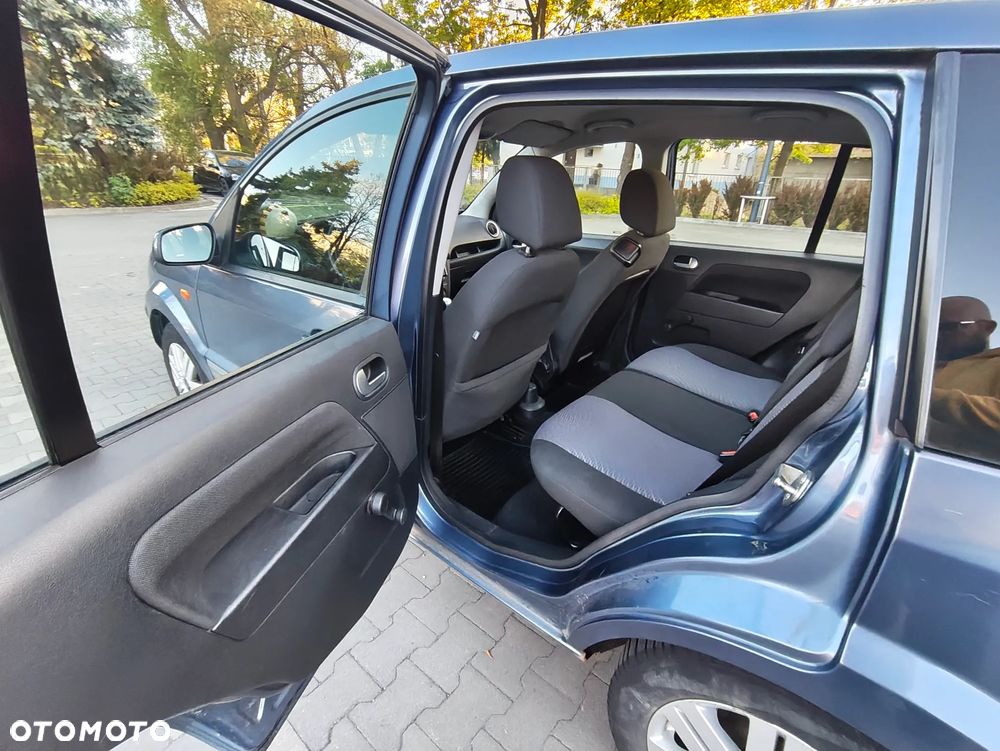 Ford Fusion 1.6 TDCI Elegance - 12