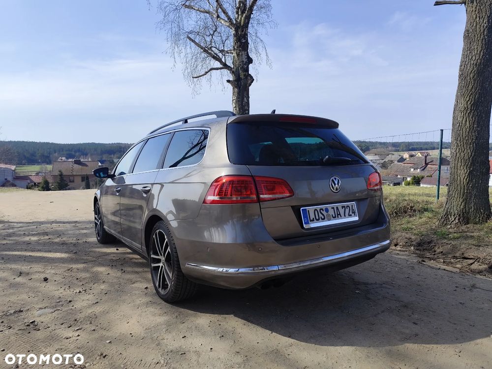 Volkswagen Passat 2.0 TDI Sportline DSG - 11