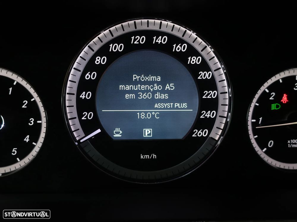 Mercedes-Benz E 250 CDi Elegance BlueEfficiency - 21