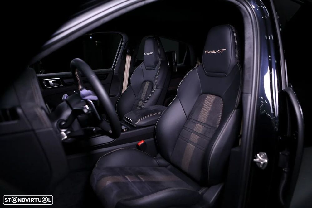 Porsche Cayenne Turbo GT - 15