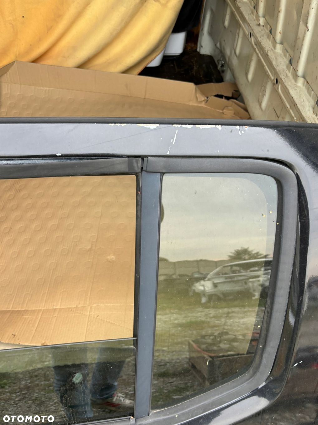 Nissan Navara D40 KOMPLETNE DRZWI LEWY TYŁ LEWE TYLNE GN0 - 2