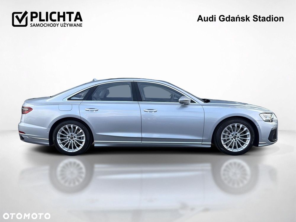 Audi A8 - 7
