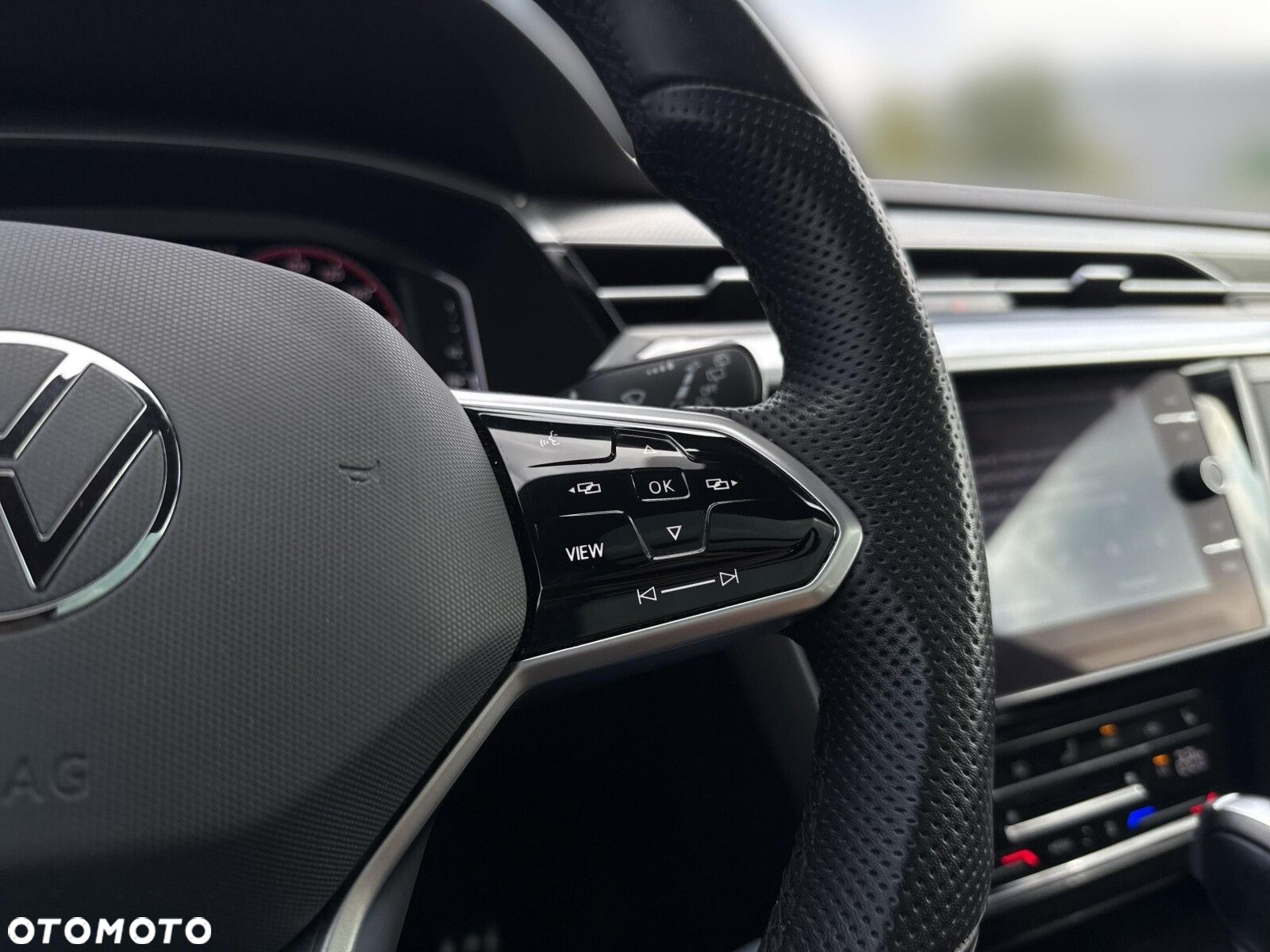 Volkswagen Arteon 2.0 TSI R-Line DSG - 21