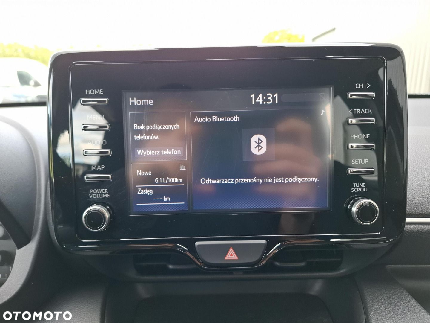 Toyota Yaris - 16