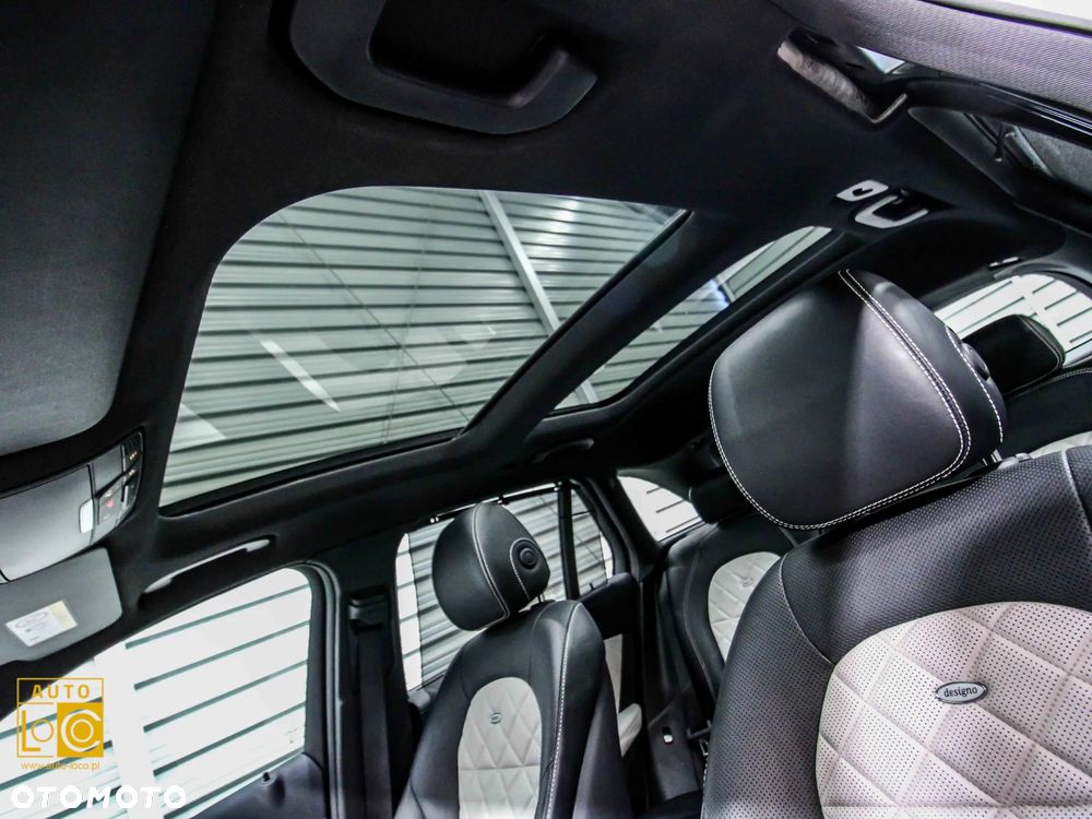 Mercedes-Benz GLC 250 4Matic 9G-TRONIC AMG Line - 13