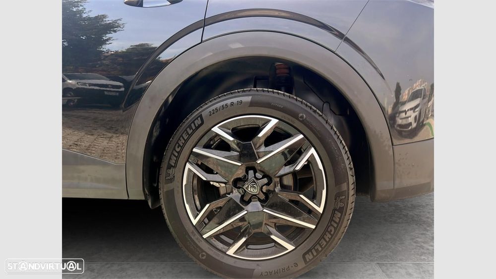 Peugeot 3008 1.2 Hybrid Allure e-DCS6 - 11
