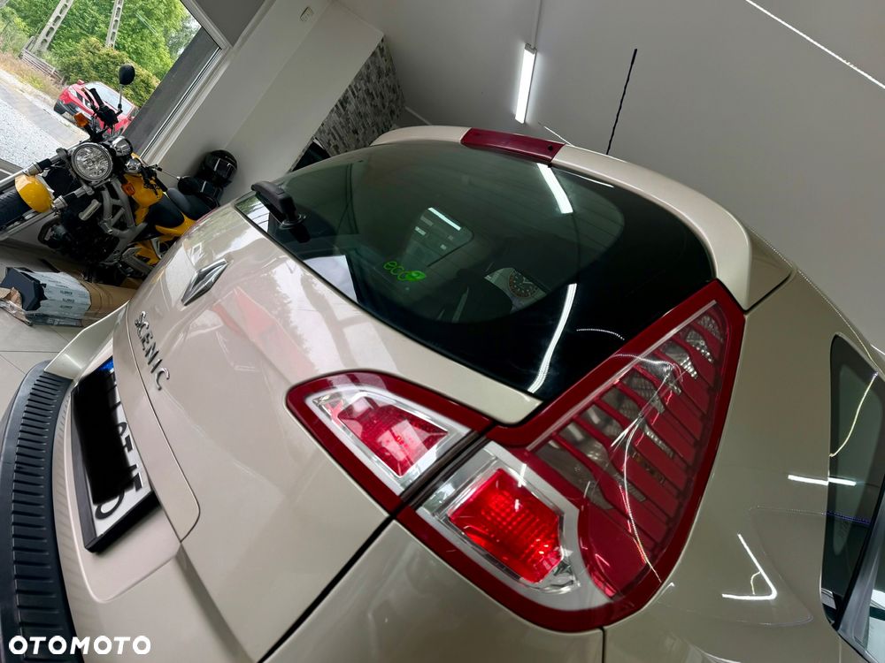 Renault Scenic - 16
