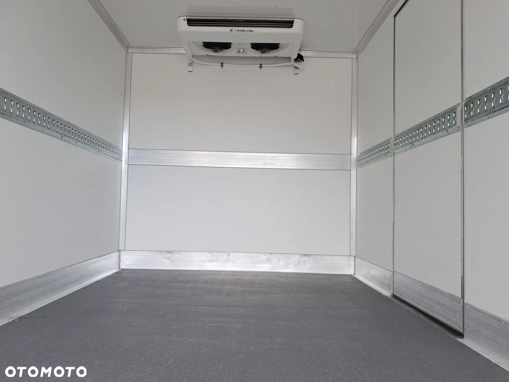 Iveco Daily VI 50C16  CHŁODNIA Thermo-King SALON POLSKA 8-palet - 13