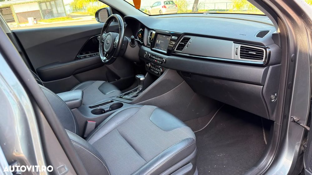 Kia Niro - 16