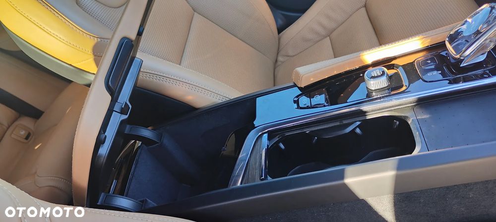 Volvo S90 D5 AWD Inscription - 26